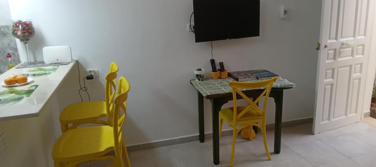 Studio, Cite La Gazelle ,Pas Jafar, Quartier Calme 10 Min De L'Aeroport Pres Du Technopark المظهر الخارجي الصورة