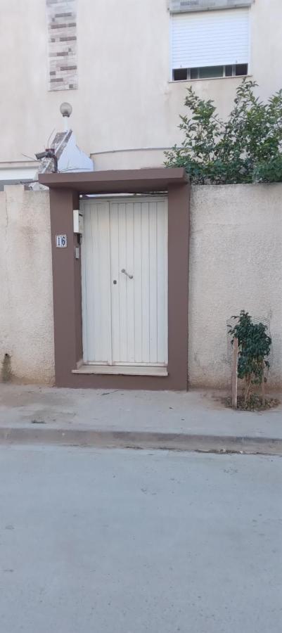 Studio, Cite La Gazelle ,Pas Jafar, Quartier Calme 10 Min De L'Aeroport Pres Du Technopark المظهر الخارجي الصورة